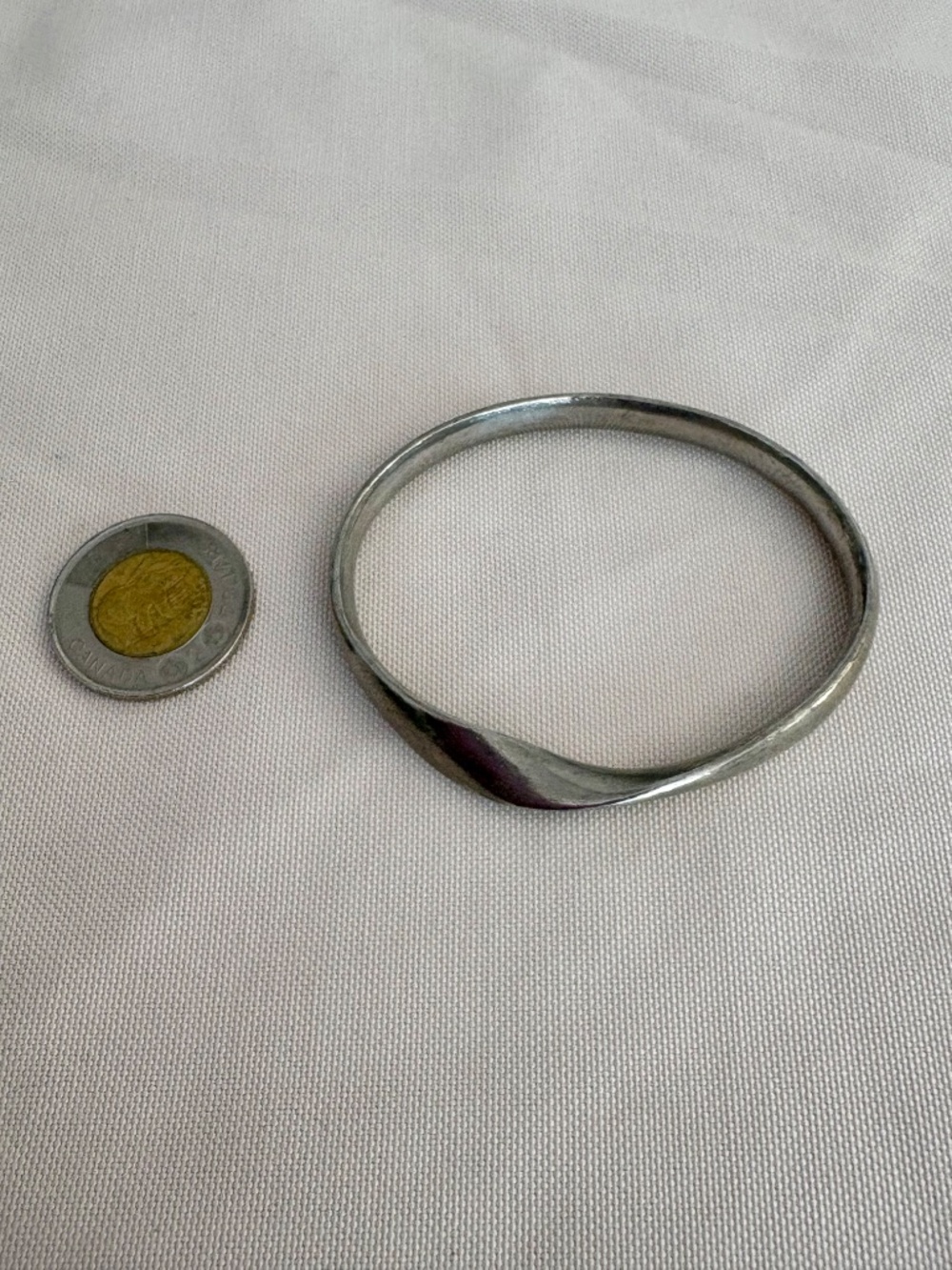 VTG Pewter Mobius Twist Bangle Modernist Bracelet Minimalist Sculptural Slip On - Picture 6 of 8